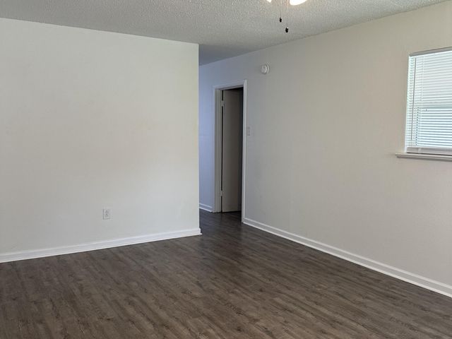 317 Ivy, New Llano, LA 71461