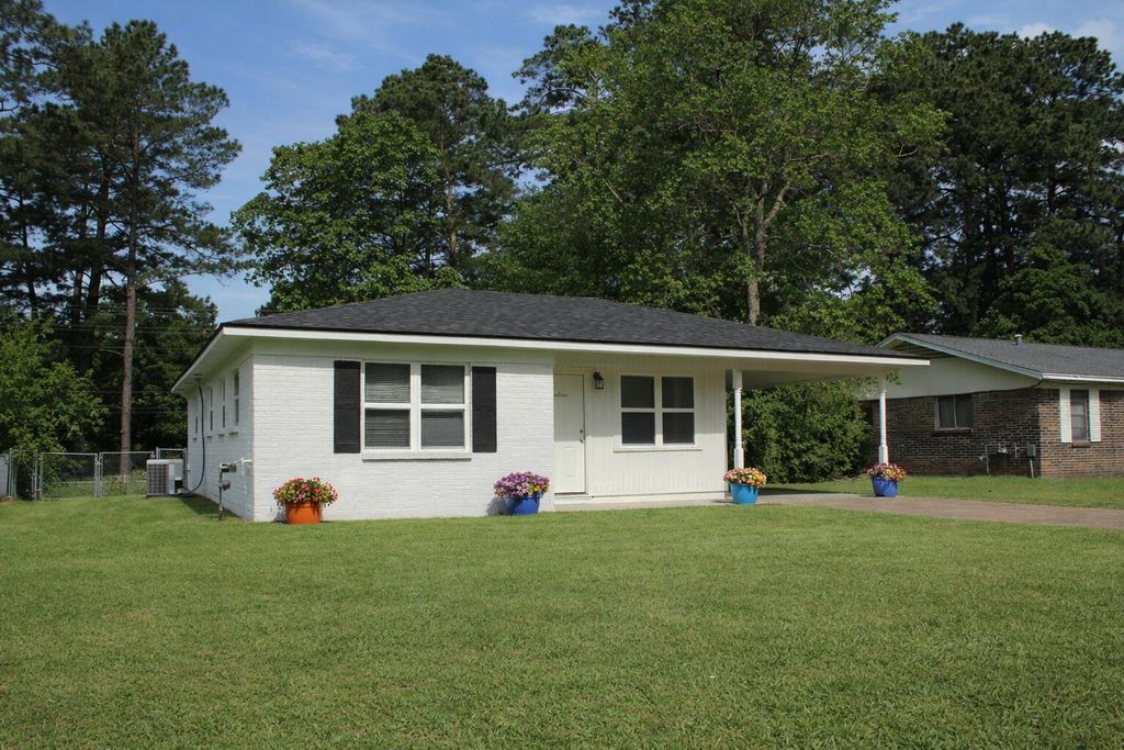 317 Ivy, New Llano, LA 71461