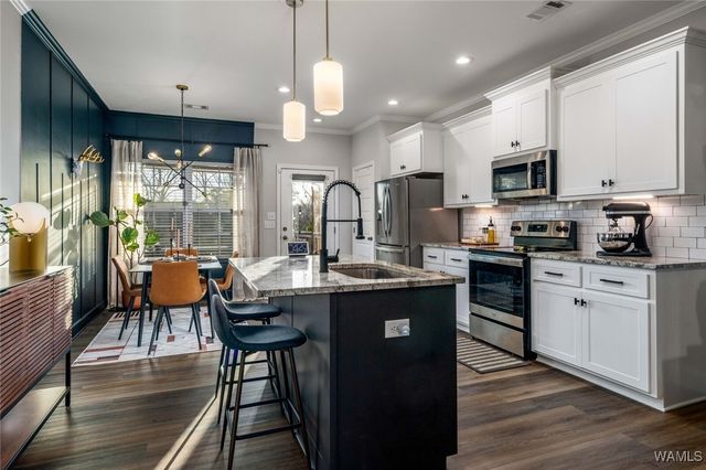 450 Creek Side Loop, Tuscaloosa, AL 35404