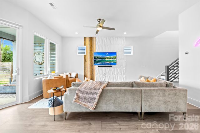 3124 Creighton Drive, Charlotte, NC 28205