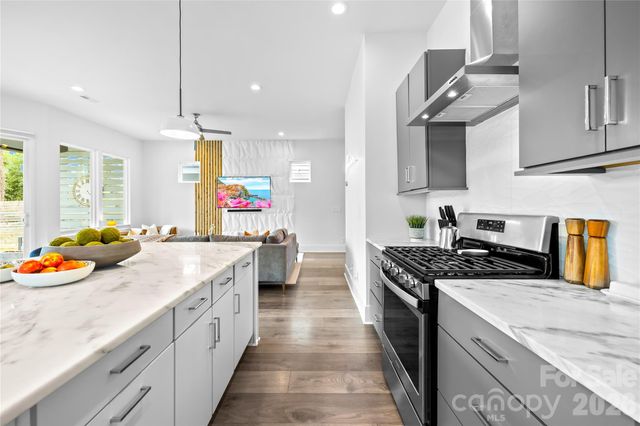 3124 Creighton Drive, Charlotte, NC 28205