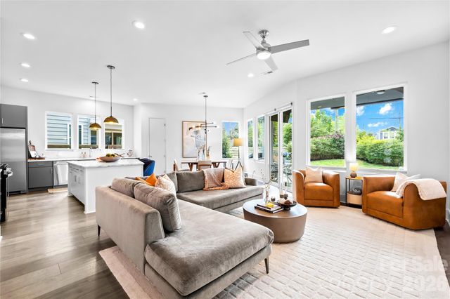 3124 Creighton Drive, Charlotte, NC 28205