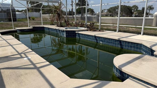 5612 LOMA VISTA DRIVE W, Davenport, FL 33896