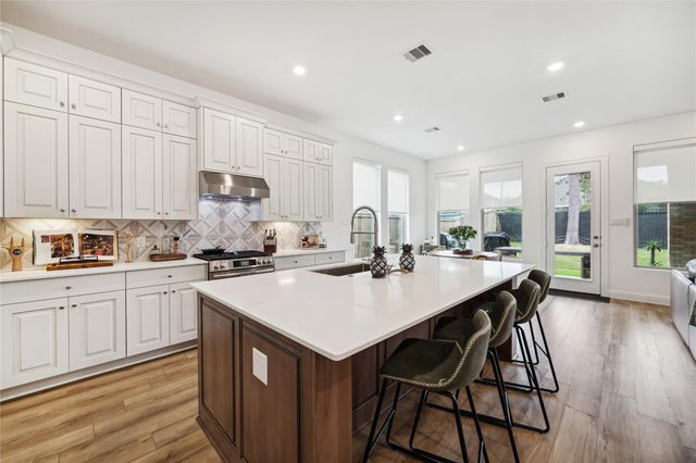 22030 Gateway Arch Drive, Porter, TX 77365