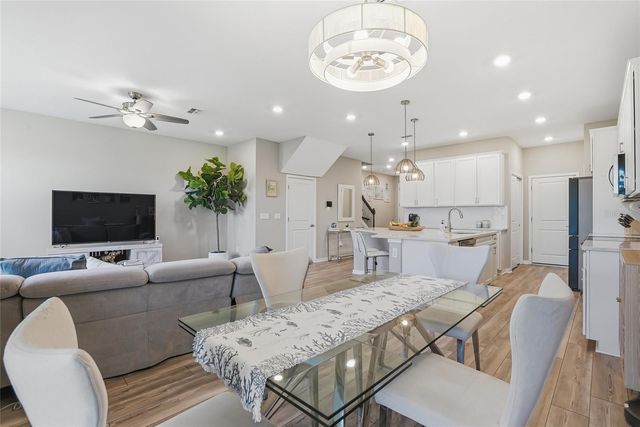 11231 BEACH WALK WAY NE, St Petersburg, FL 33716