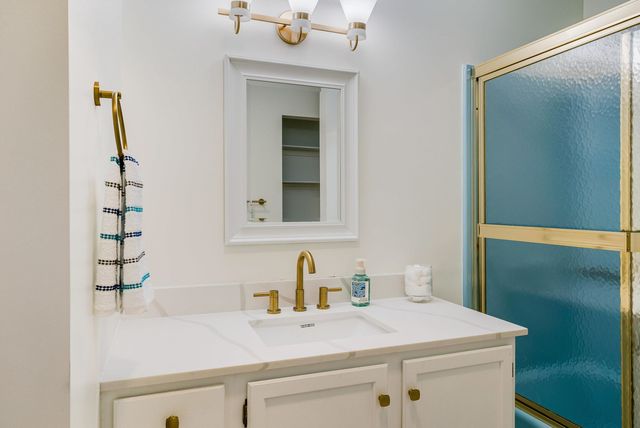 15 ROMAINE LN, Stuarts Draft, VA 24477