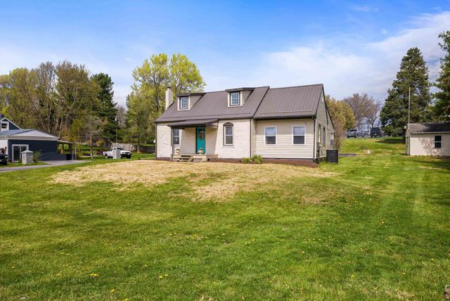 15 ROMAINE LN, Stuarts Draft, VA 24477