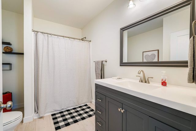 15 ROMAINE LN, Stuarts Draft, VA 24477