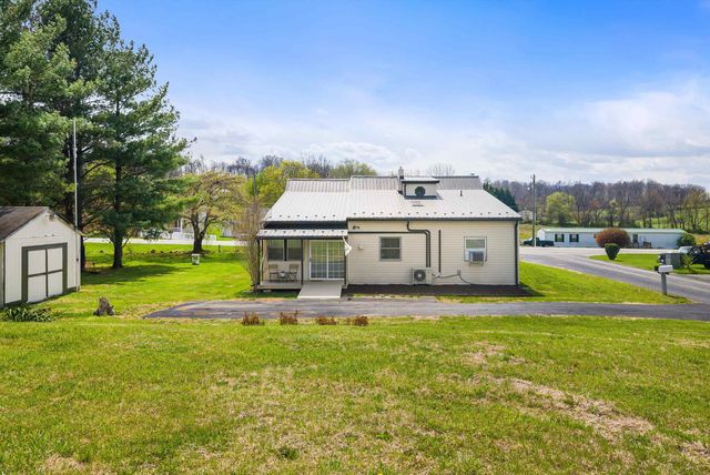 15 ROMAINE LN, Stuarts Draft, VA 24477