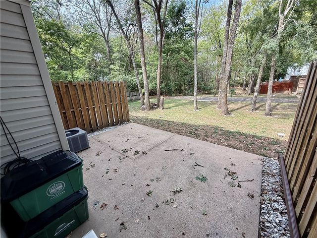 2462 E Kantz Lane, Fayetteville, AR 72703