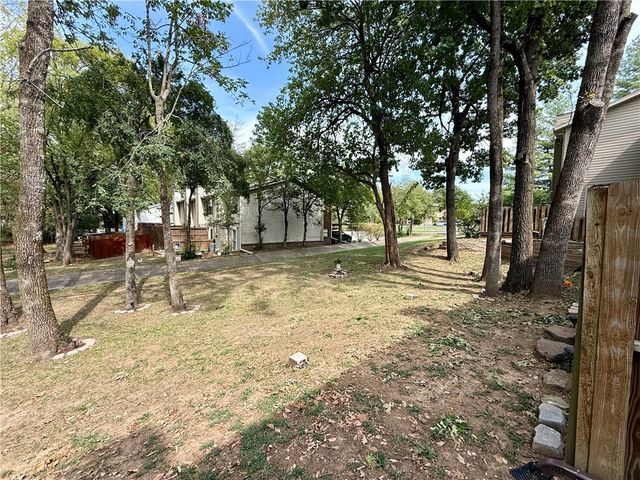 2462 E Kantz Lane, Fayetteville, AR 72703