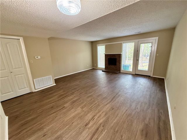 2462 E Kantz Lane, Fayetteville, AR 72703