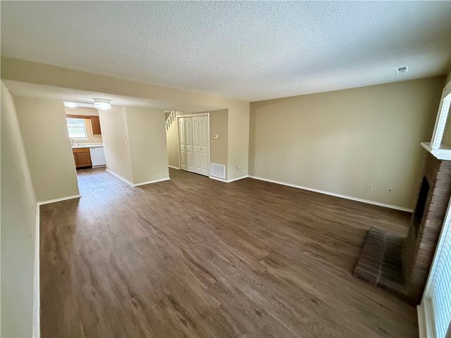 2462 E Kantz Lane, Fayetteville, AR 72703