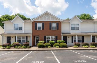 353 Shoshone Pl, Murfreesboro, TN 37128
