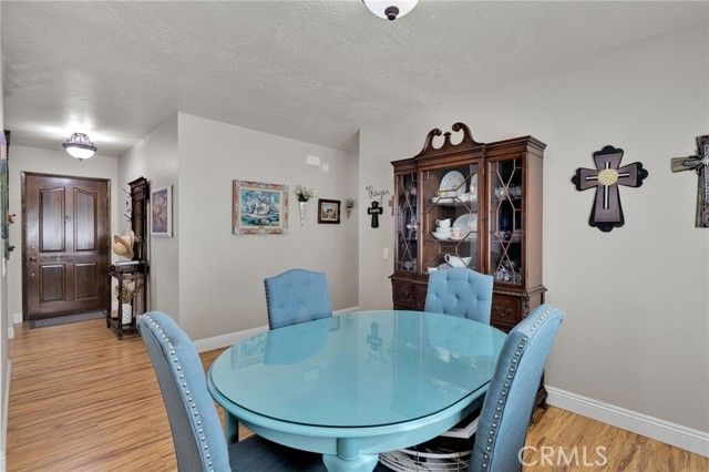 19215 Kinai Road, Apple Valley, CA 92307