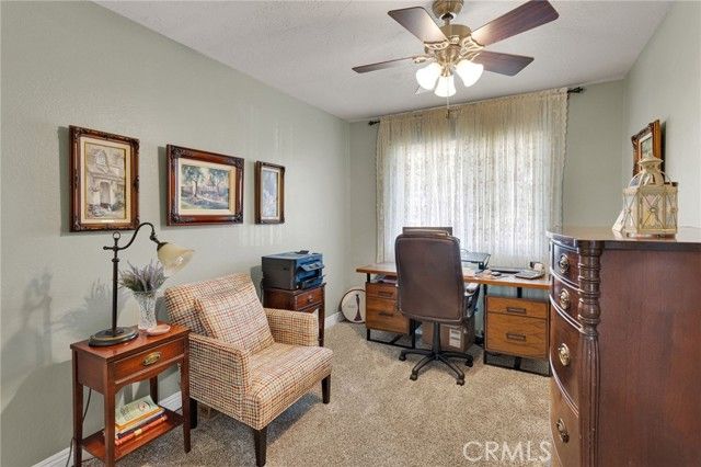 19215 Kinai Road, Apple Valley, CA 92307