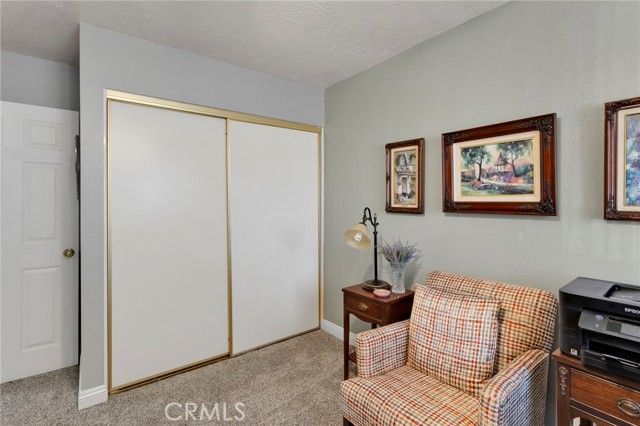 19215 Kinai Road, Apple Valley, CA 92307