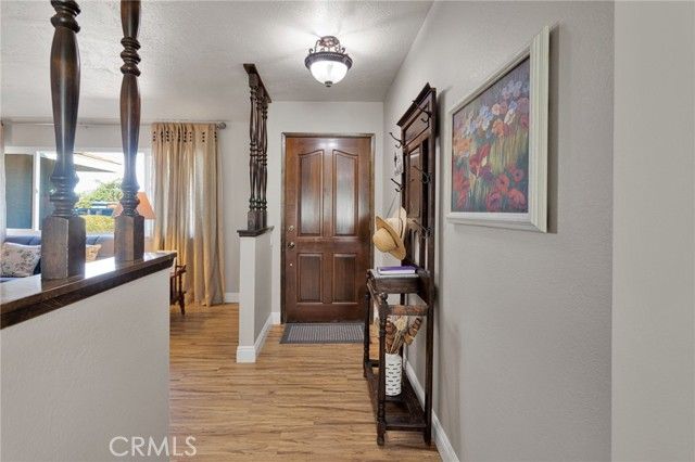 19215 Kinai Road, Apple Valley, CA 92307