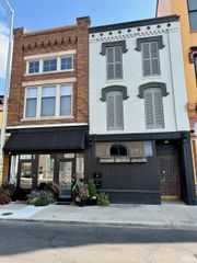 109, 107, 113 E Main Street, Muncie, IN 47305