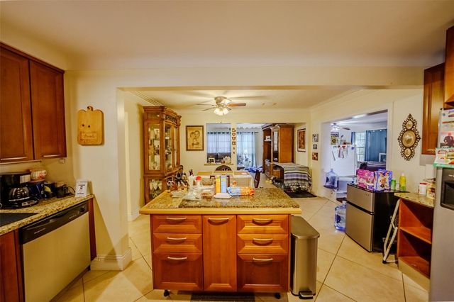 3372 WEBBER STREET, Sarasota, FL 34239