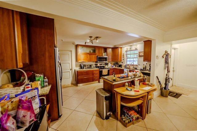 3372 WEBBER STREET, Sarasota, FL 34239