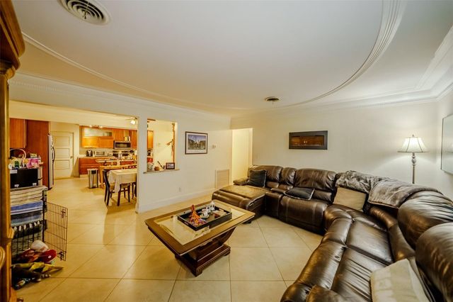 3372 WEBBER STREET, Sarasota, FL 34239