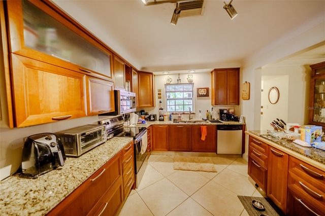 3372 WEBBER STREET, Sarasota, FL 34239