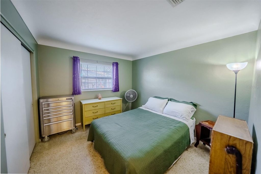 Image 21 of property listing at 3372 WEBBER STREET, Sarasota, FL 34239