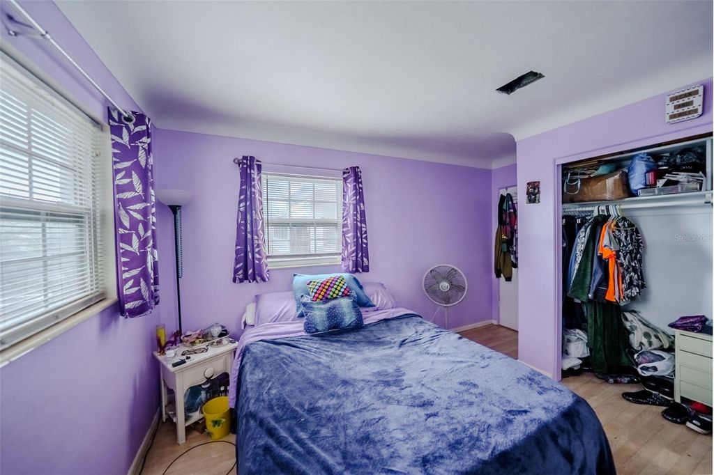 Image 33 of property listing at 3372 WEBBER STREET, Sarasota, FL 34239