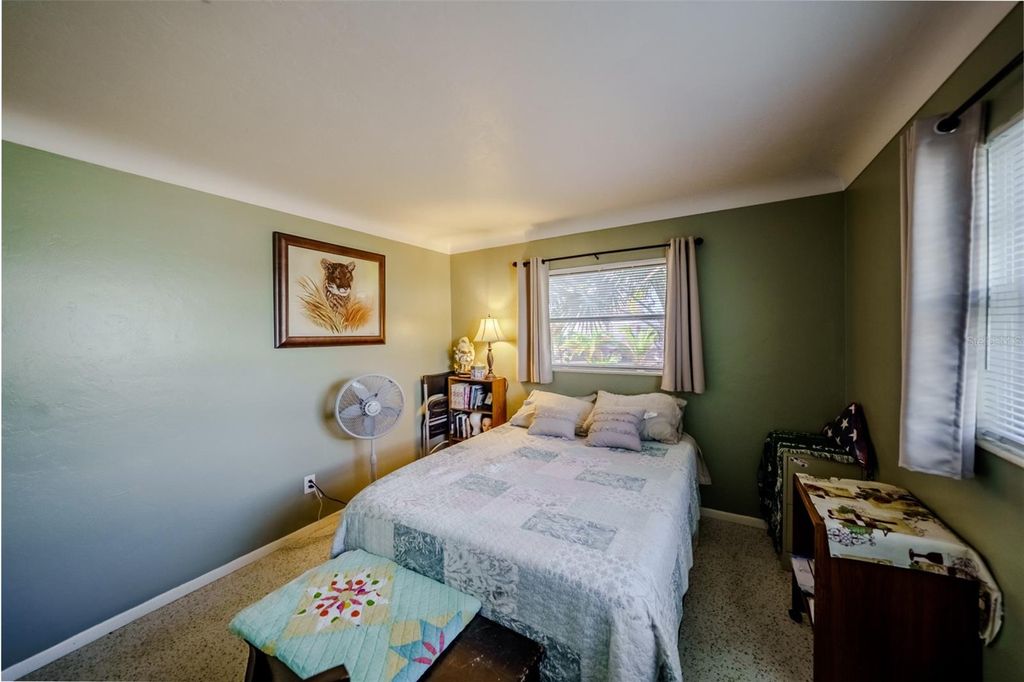 Image 36 of property listing at 3372 WEBBER STREET, Sarasota, FL 34239