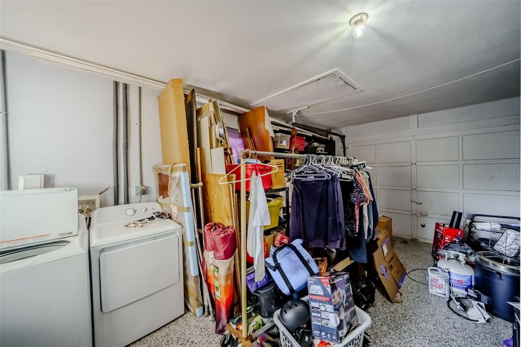 Image 38 of property listing at 3372 WEBBER STREET, Sarasota, FL 34239