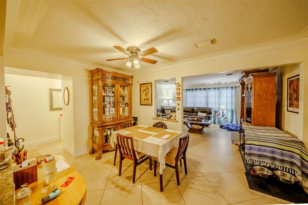 Image 8 of property listing at 3372 WEBBER STREET, Sarasota, FL 34239