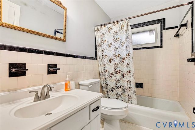 903 Greenview Dr, Henrico, VA 23231