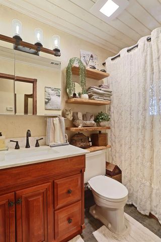 527 Cross St, Lodi, CA 95242