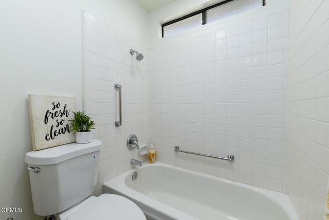 39116 Village 39, Camarillo, CA 93012