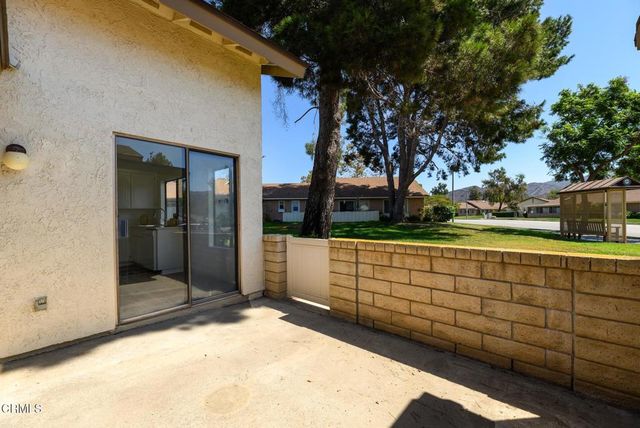 39116 Village 39, Camarillo, CA 93012