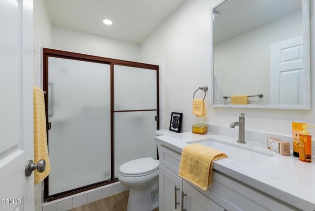 39116 Village 39, Camarillo, CA 93012