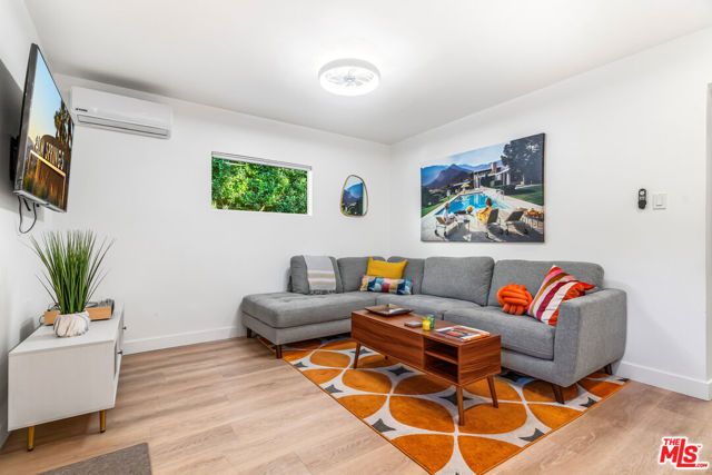 502 S Calle Santa Rosa, Palm Springs, CA 92264