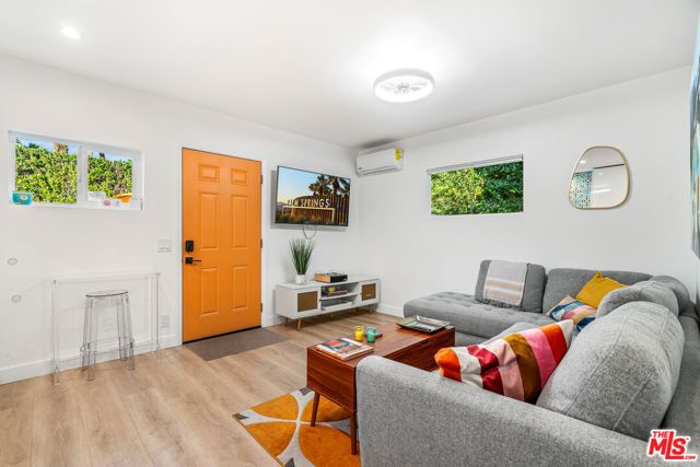 502 S Calle Santa Rosa, Palm Springs, CA 92264