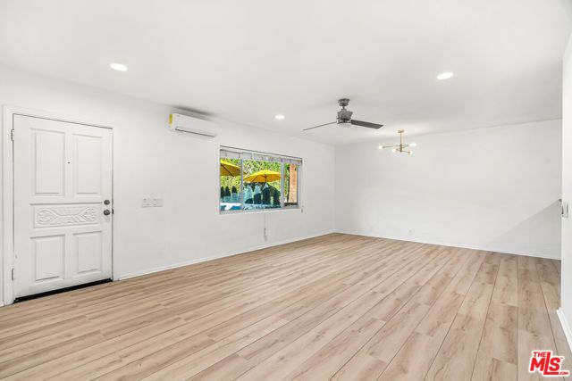 502 S Calle Santa Rosa, Palm Springs, CA 92264