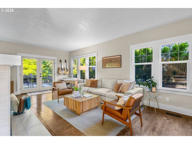 9400 Sw 80TH Ave, Portland, OR 97223