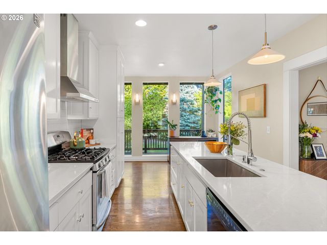 9400 Sw 80TH Ave, Portland, OR 97223
