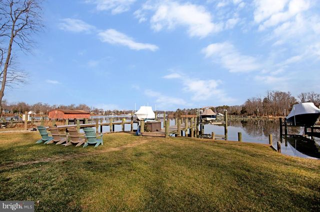 328 ARBUTUS DR, Edgewater, MD 21037