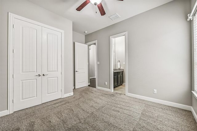 339 Woodway Drive, League City, TX 77573