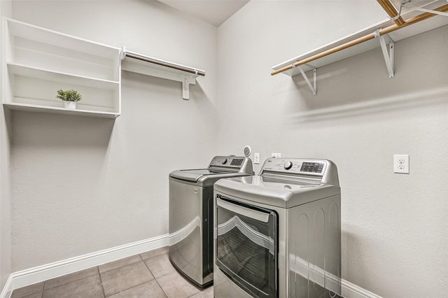 339 Woodway Drive, League City, TX 77573