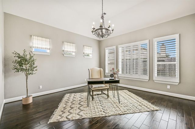 339 Woodway Drive, League City, TX 77573