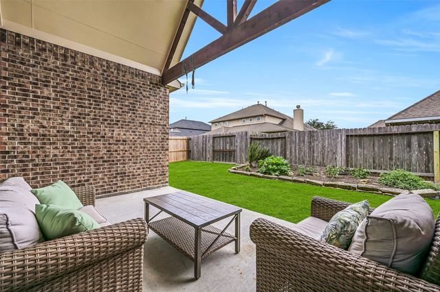 339 Woodway Drive, League City, TX 77573