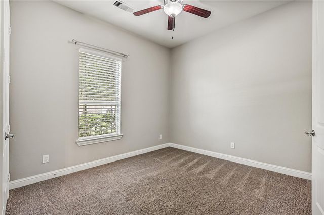 339 Woodway Drive, League City, TX 77573