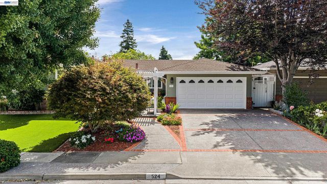 524 Hillview Dr, Fremont, CA 94536