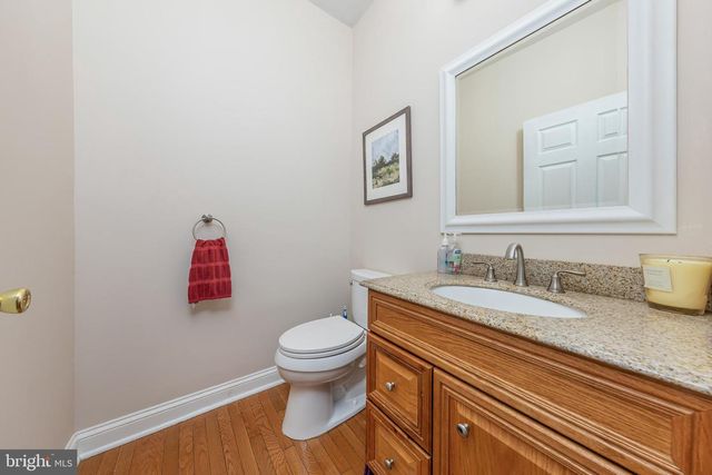 6 MORNINGSTAR CT, Sicklerville, NJ 08081